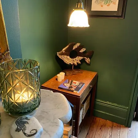 Clin D'oeil - De Knipoog Vila